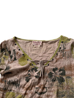 Load image into Gallery viewer, Vintage Marlboro top M

