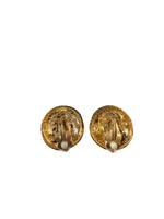 Load image into Gallery viewer, Vintage unused clip on earrings
