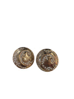 Load image into Gallery viewer, Vintage unused clip on earrings
